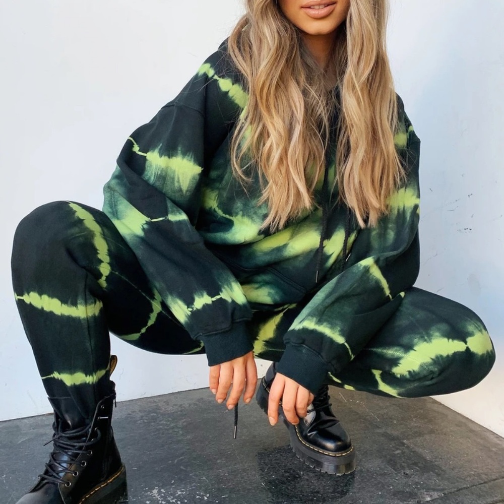 NWT I Am Gia Green & Black Tie Dye Hoodie from Tigermist